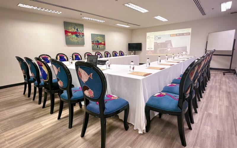 Meeting-room_230330_1